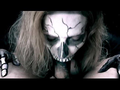❤️ Demon qız qara ağzı ilə xoruz əmmək və cum udmaq. ❤️ Gözəl porno az.eviewporn.ru